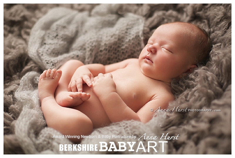 Wokingham Baby Photography by Berkshire Newborn Baby Photographer Anna Hurst Photography | Imogen 7 Days Old