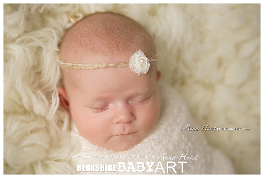 Baby Photographer in Buckinghamshire https://www.annahurstphotography.com