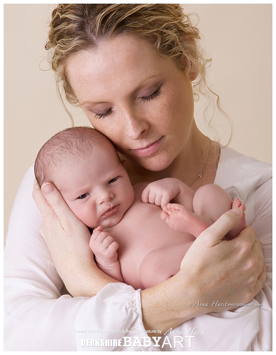 Newborn Photographer Berkshire https://www.annahurstphotography.com