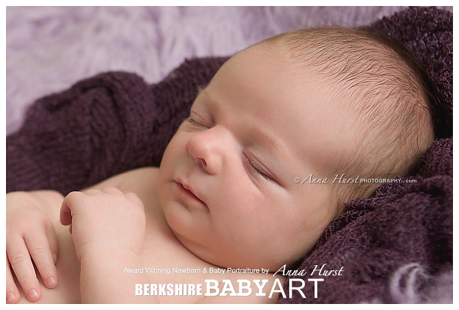 Newborn Photographer in Wokingham https://www.annahurstphotography.com