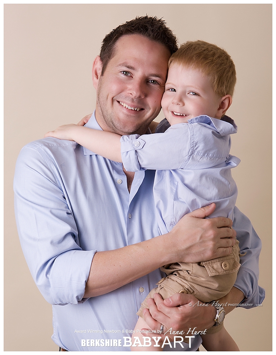 Newborn Photographer in Berkshire https://www.annahurstphotography.com