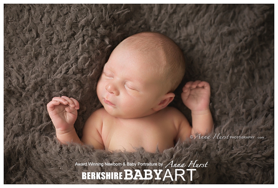 Newborn Photographer in Berkshire https://www.annahurstphotography.com