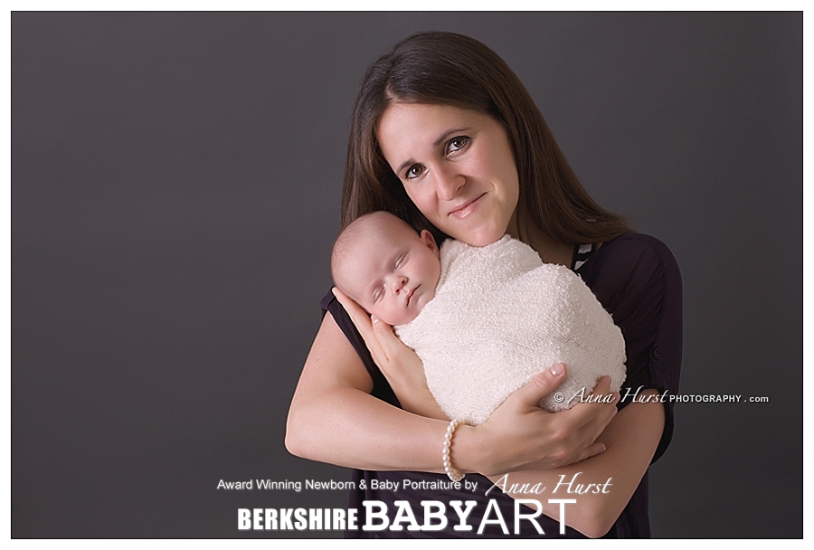 Baby Photographer in sunninghill https://www.annahurstphotography.com