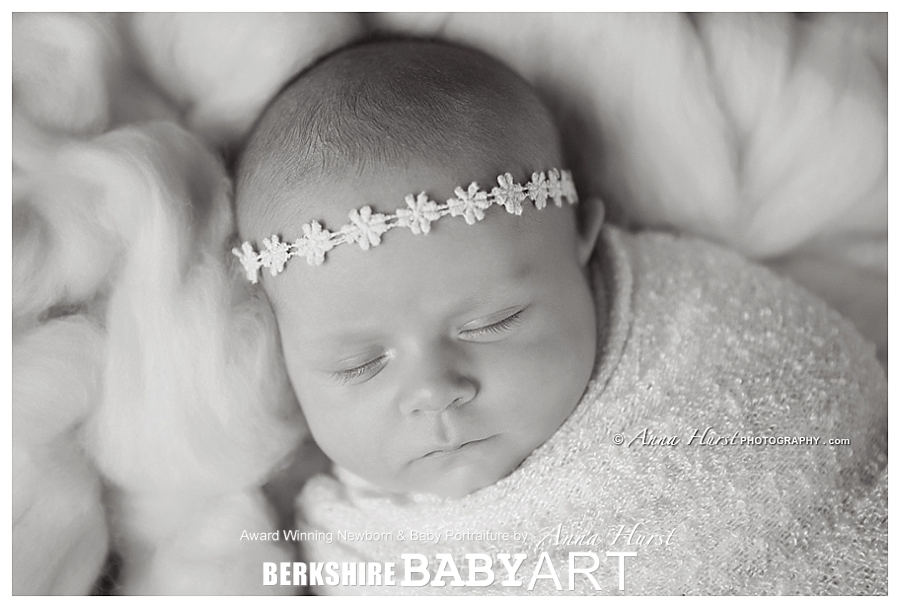 Baby Photographer in Buckinghamshire https://www.annahurstphotography.com