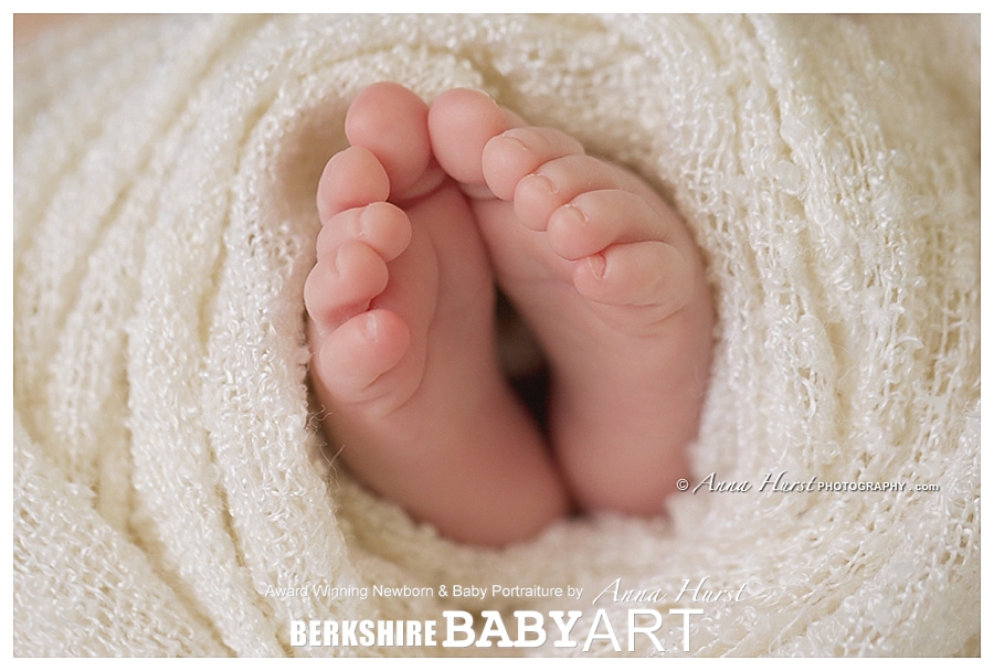 Baby Photographer in Sunningdale https://www.annahurstphotography.com