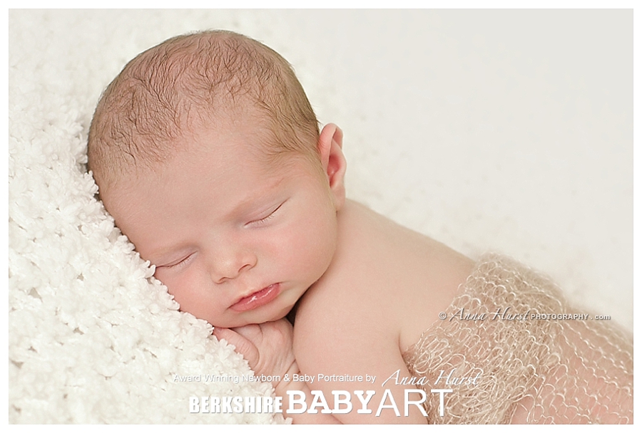 Newborn Photographer Berkshire https://www.annahurstphotography.com