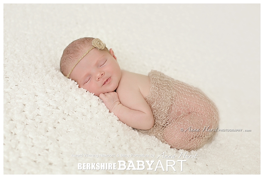 Newborn Photographer Berkshire https://www.annahurstphotography.com