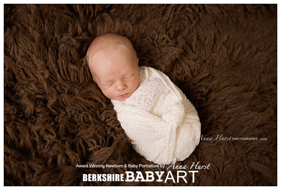 Newborn Baby Photographer Ascot https://www.annahurstphotography.com