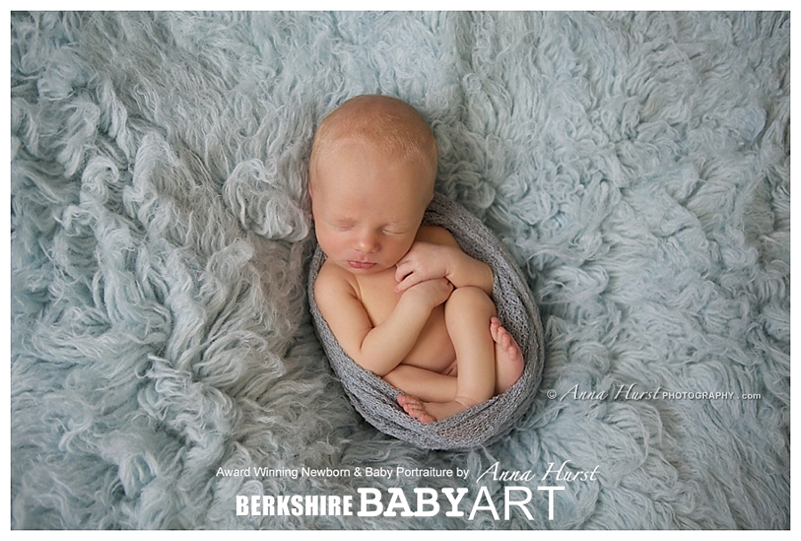 Newborn Baby Photographer Oxfordshire https://www.annahurstphotography.com