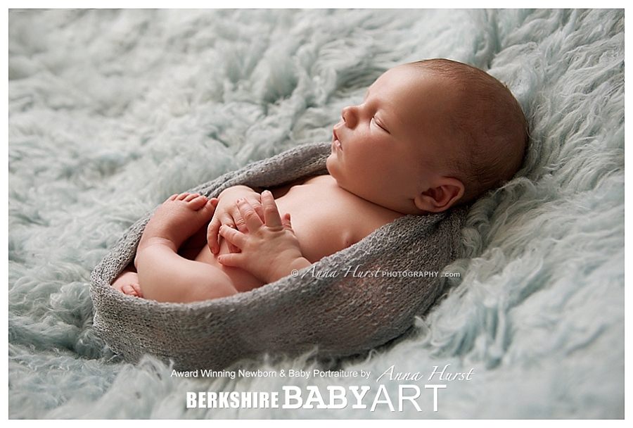 Baby Photographer in Berkshire https://www.annahurstphotography.com