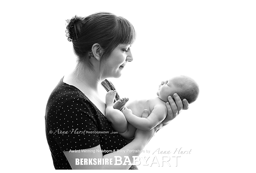 Baby Photographer in Berkshire https://www.annahurstphotography.com