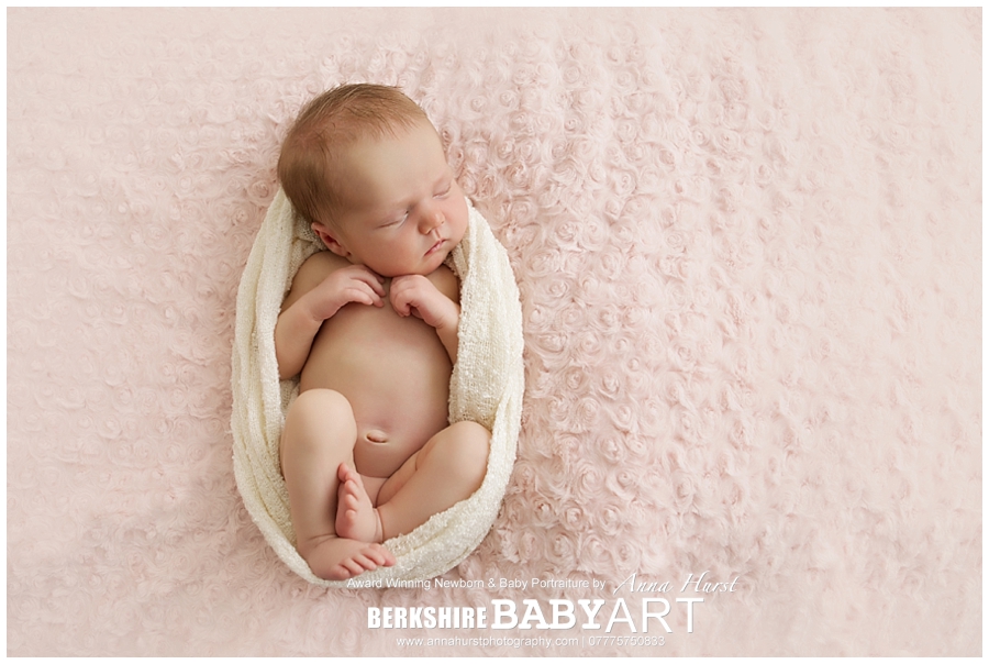 Warfield Berkshire Newborn Baby Photographer https://www.annahurstphotography.com