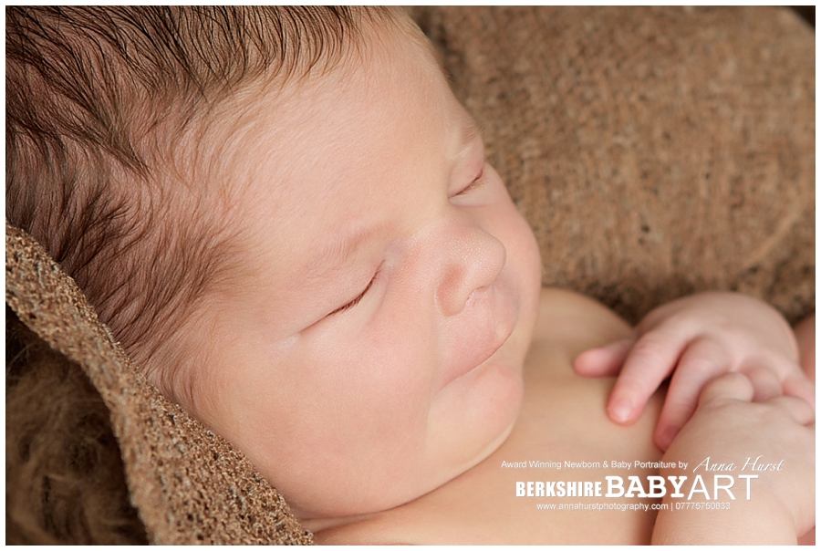 Berkshire Newborn Baby Photographer https://www.annahurstphotography.com