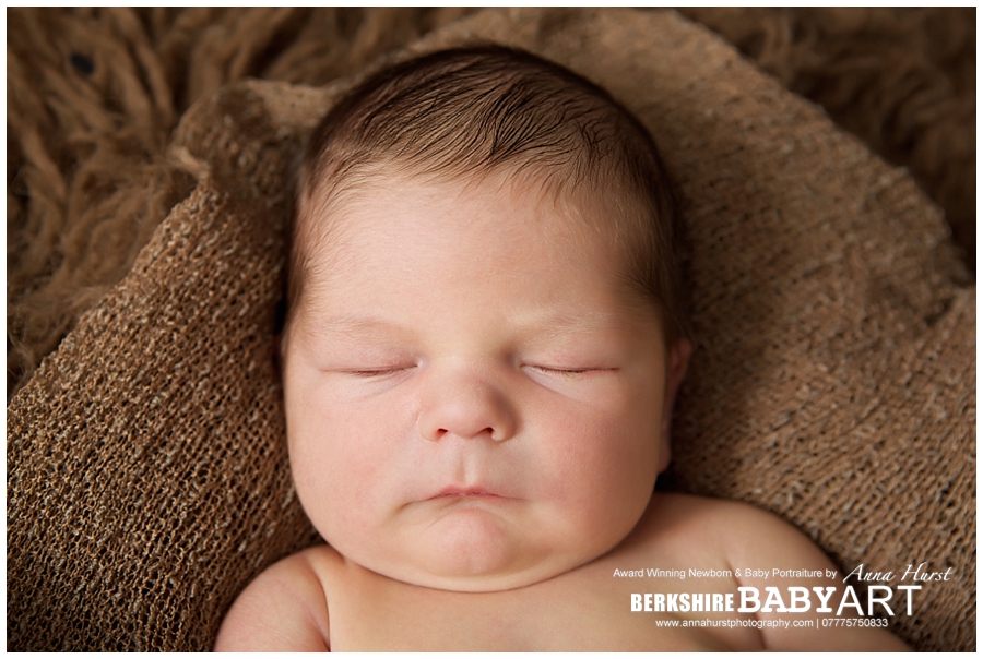 Berkshire Newborn Baby Photographer https://www.annahurstphotography.com