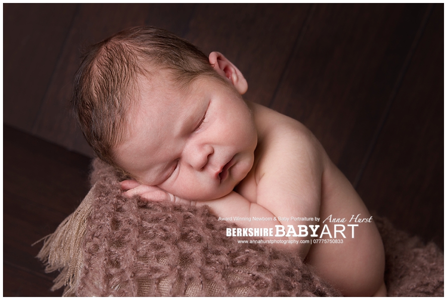 Berkshire Newborn Photographer https://www.annahurstphotography.com