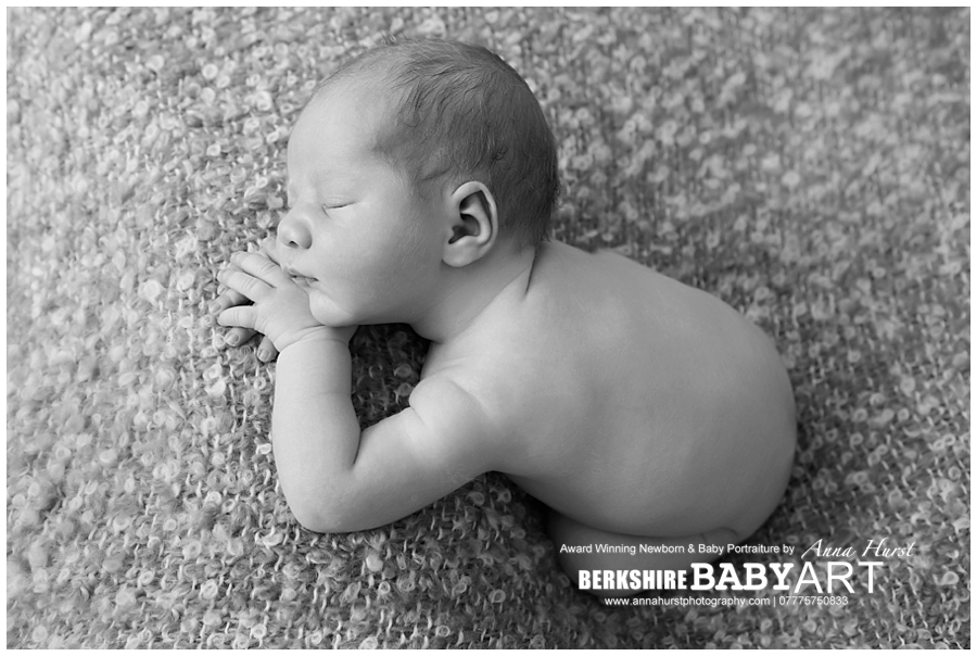 Wokingham Baby Photographer  Berkshire https://www.annahurstphotography.com