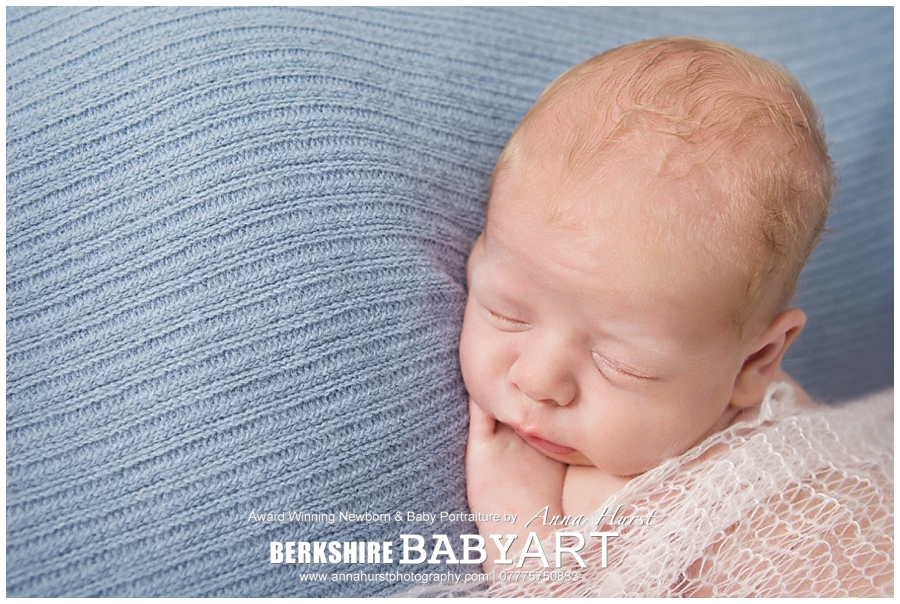 High Wycombe Newborn Baby Photographer https://www.annahurstphotography.com