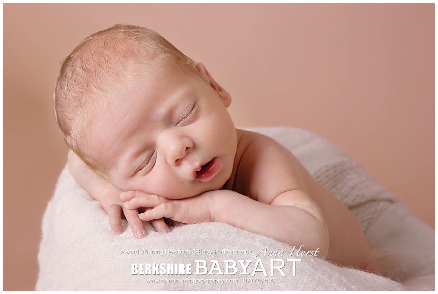 Beautiful Newborn Images https://www.annahurstphotography.com