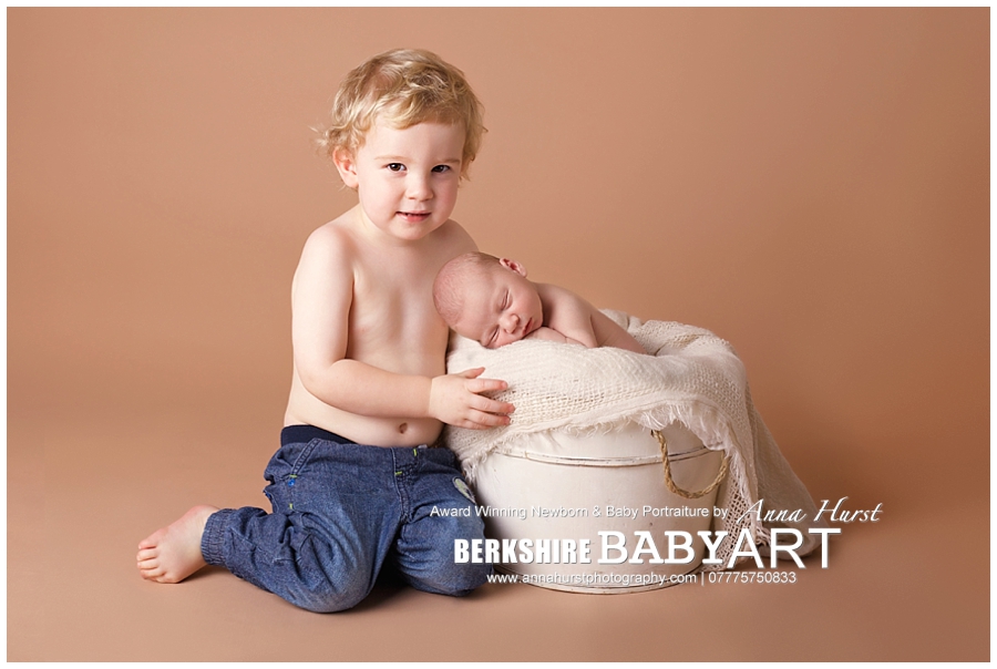 Berkshire Newborn Photographer | https://www.annahurstphotography.com