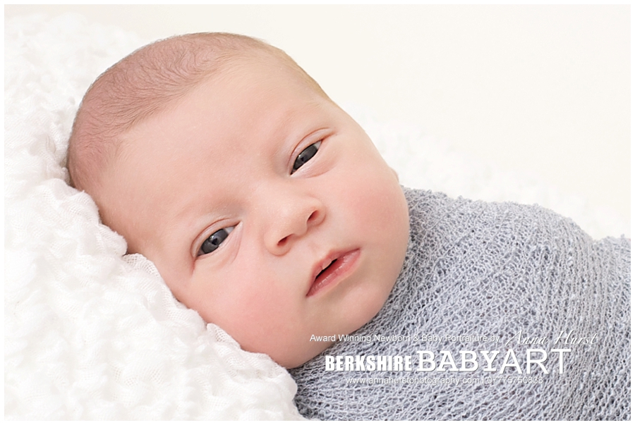 Newborn Baby Photographer Woodley Berkshire | https://www.annahurstphotography.com