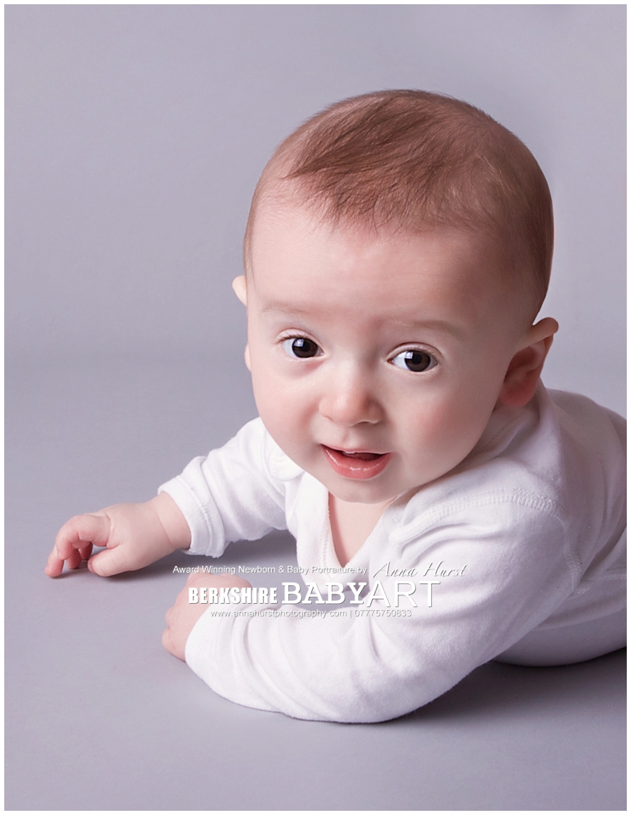 Early Berkshire Baby Photographer https://www.annahurstphotography.com