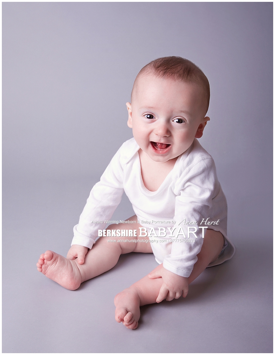 Early Berkshire Baby Photographer https://www.annahurstphotography.com