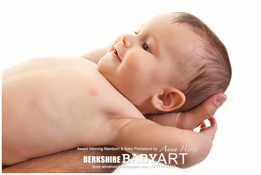 Wokingham Berkshire Baby Photographer https://www.annahurstphotography.com