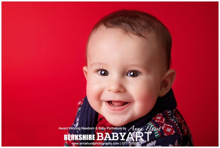 Bracknell Berkshire Baby Photographer | Jacob 7 Months Old