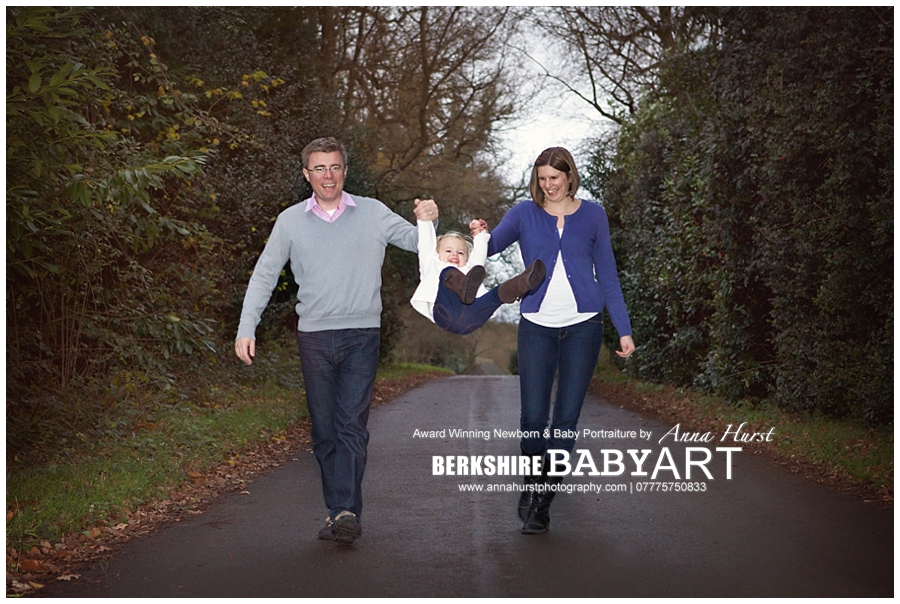 Winnersh Berkshire Baby Photographer | https://www.annahurstphotography.com