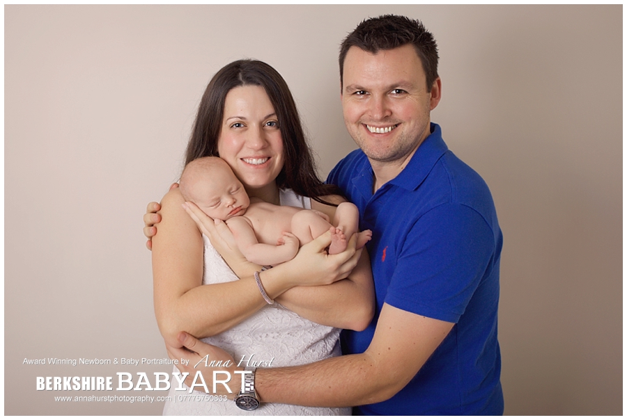 Surrey Berkshire Newborn Baby Photographer https://www.annahurstphotography.com