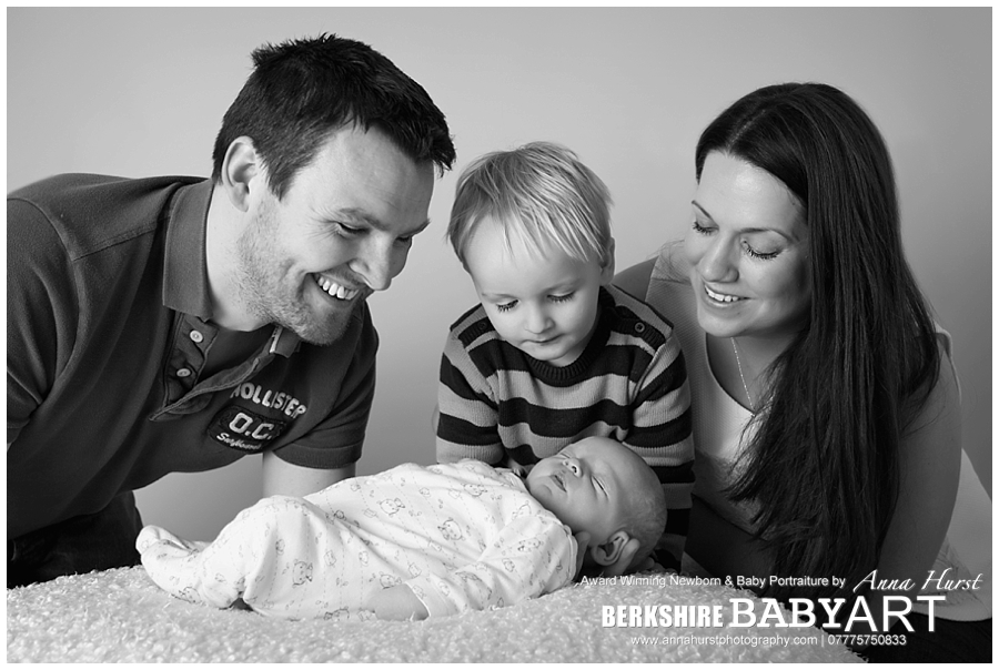 Binfield Berkshire Newborn Baby Photographer https://www.annahurstphotography.com