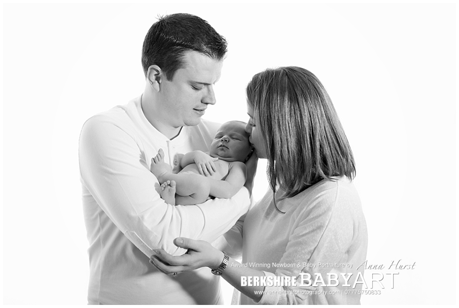 Hurst Berkshire Newborn Baby Photographer https://www.annahurstphotography.com