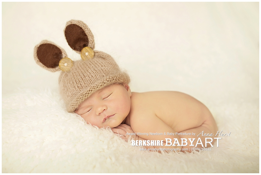 Sunningdale Newborn Baby Photographer https://www.annahurstphotography.com