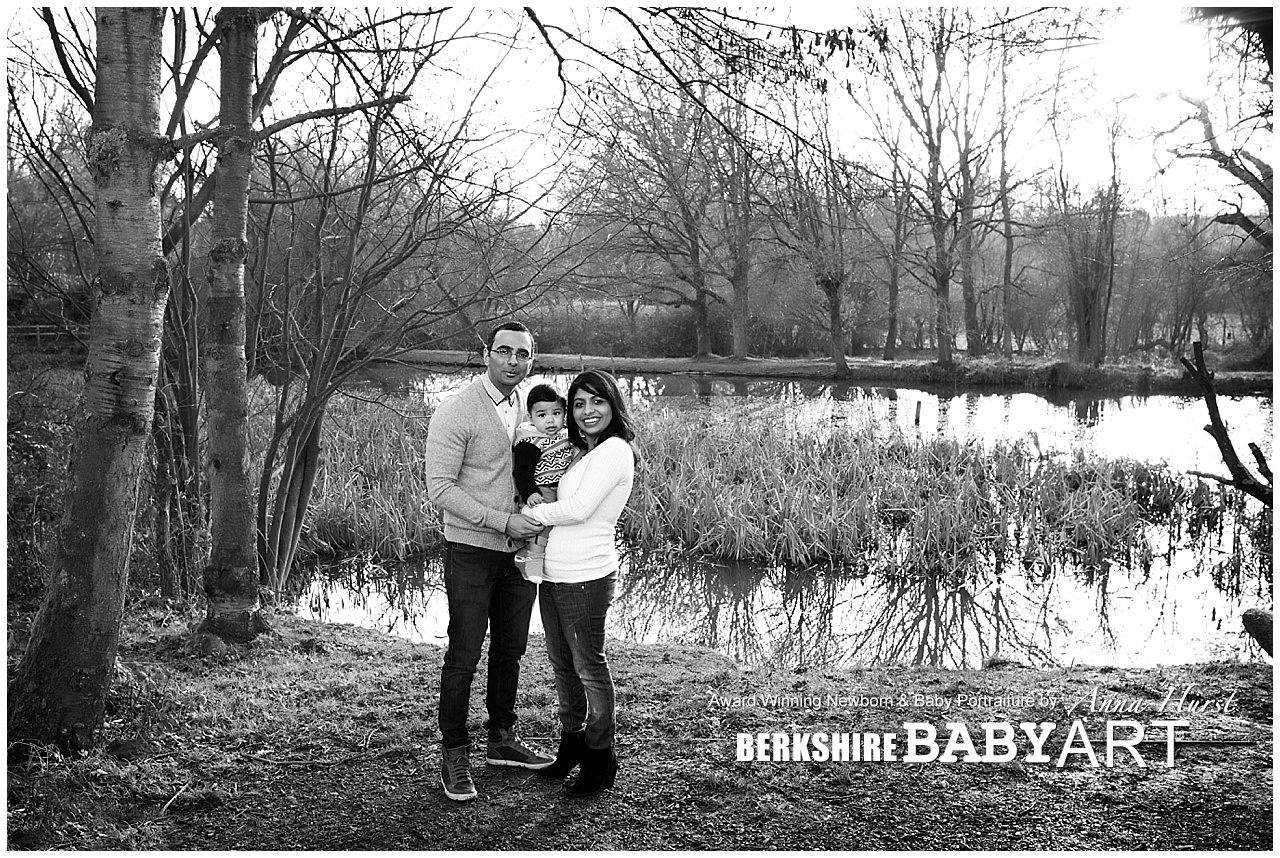 Bracknell Berkshire Baby Photographer | https://www.annahurstphotography.com