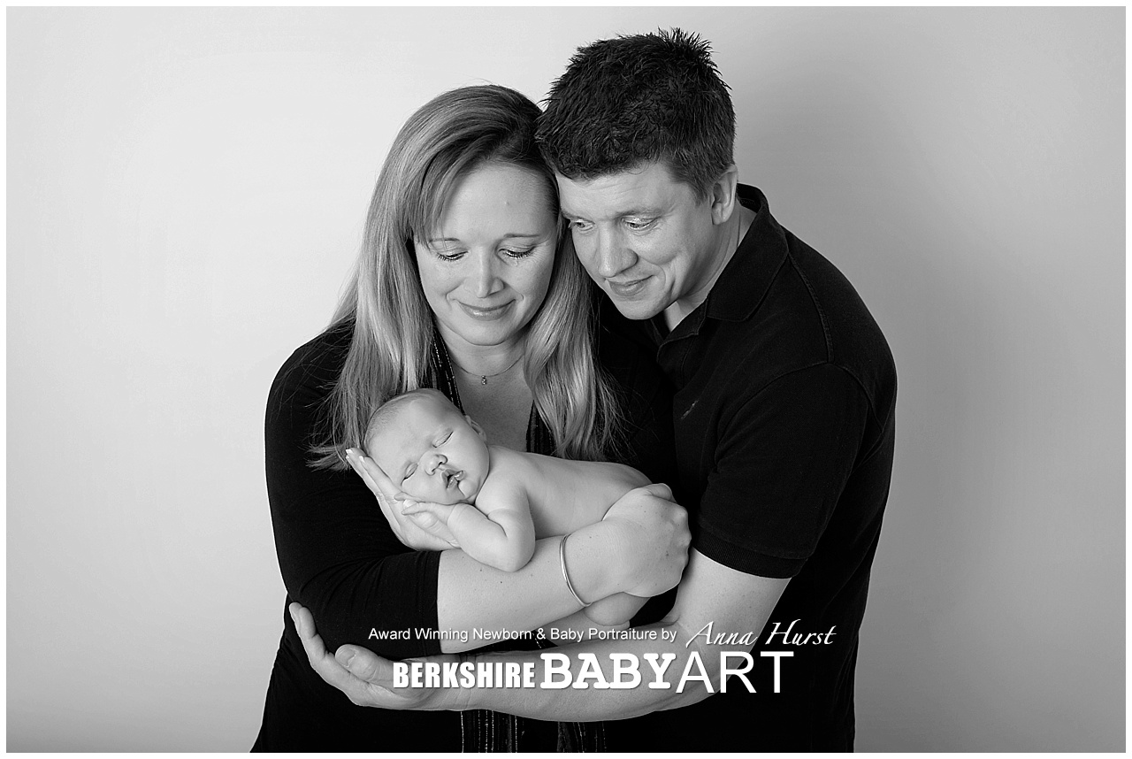 Wokingham Newborn Baby Photographer https://www.annahurstphotography.com
