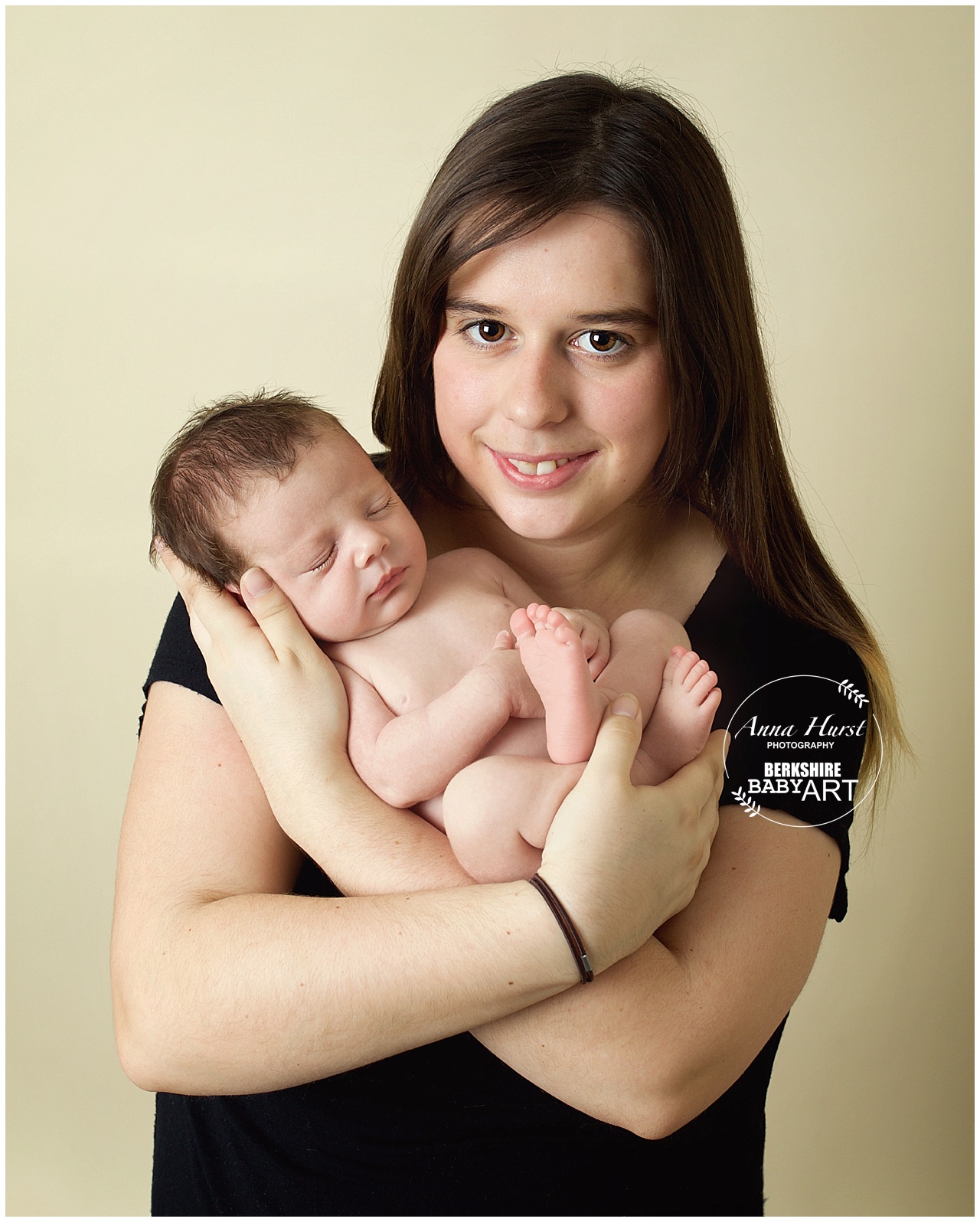 Baby Photography Goring Heath https://www.annahurstphotography.com