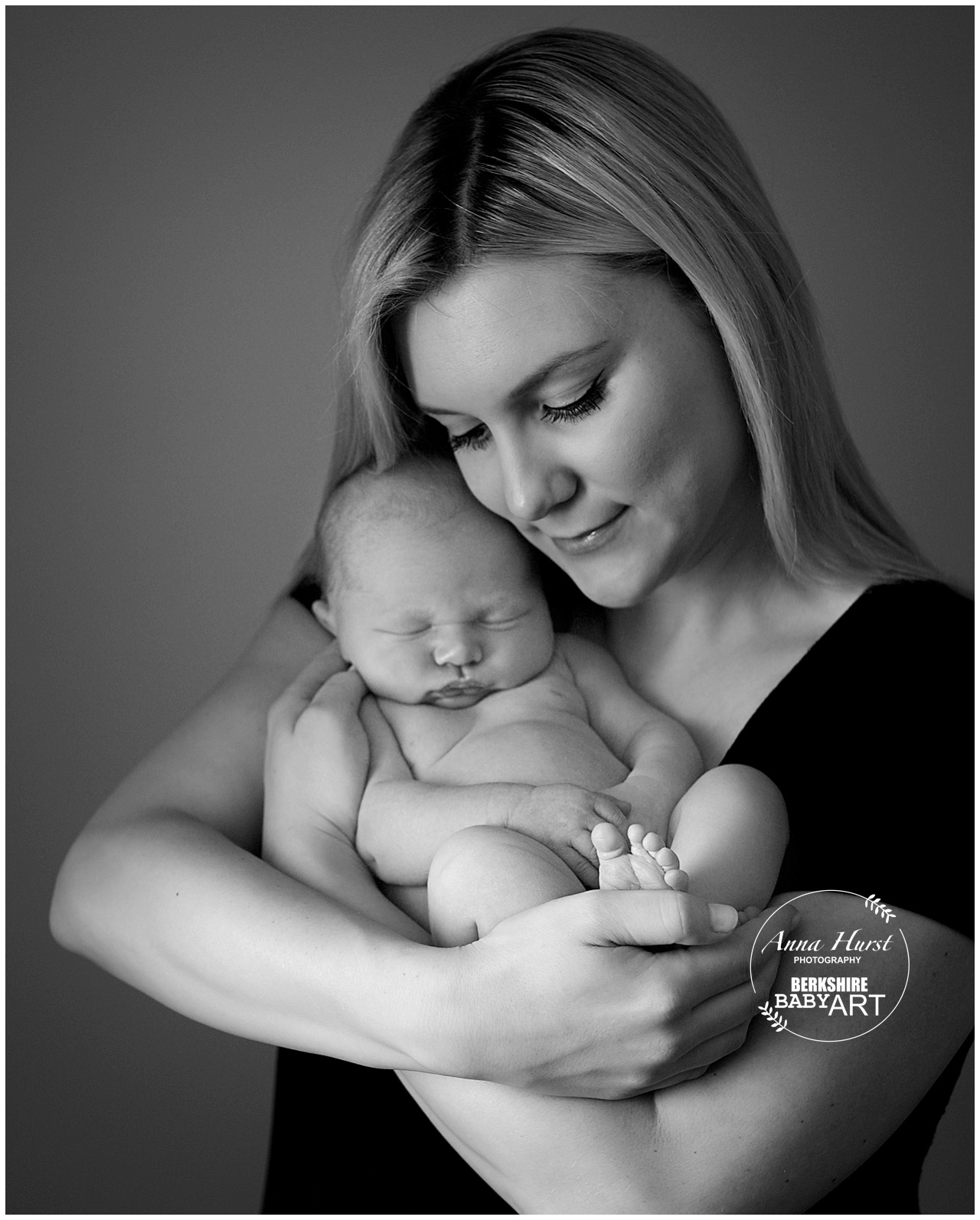 Berkshire Baby Photographer https://www.annahurstphotography.com