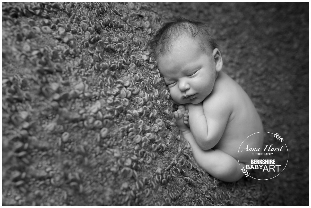 Bracknell Newborn Baby Photographer