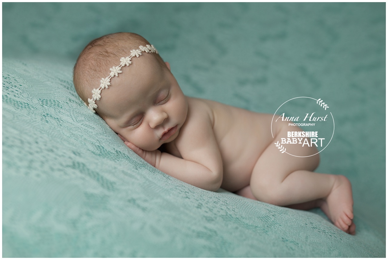 Baby Photographer Reading