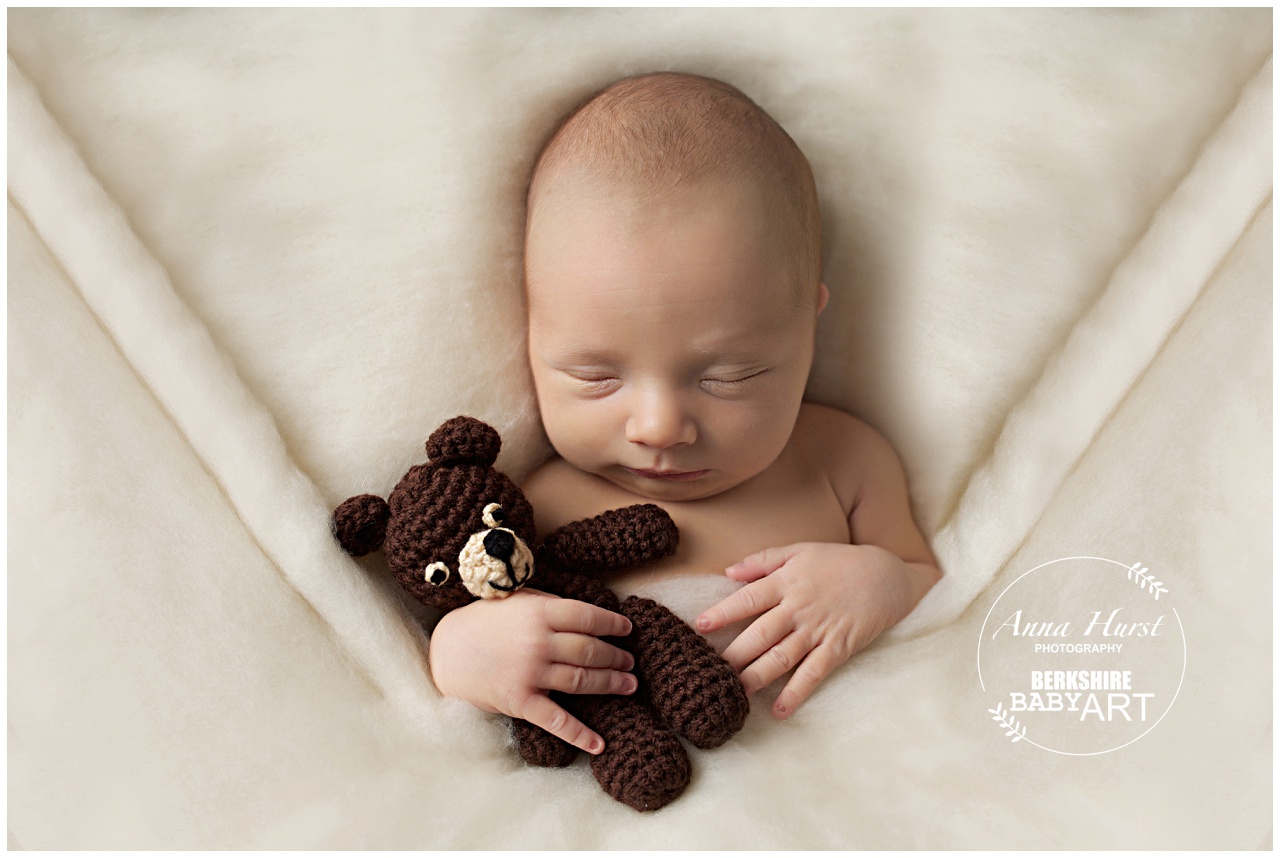 Woodley Newborn Baby Photographer