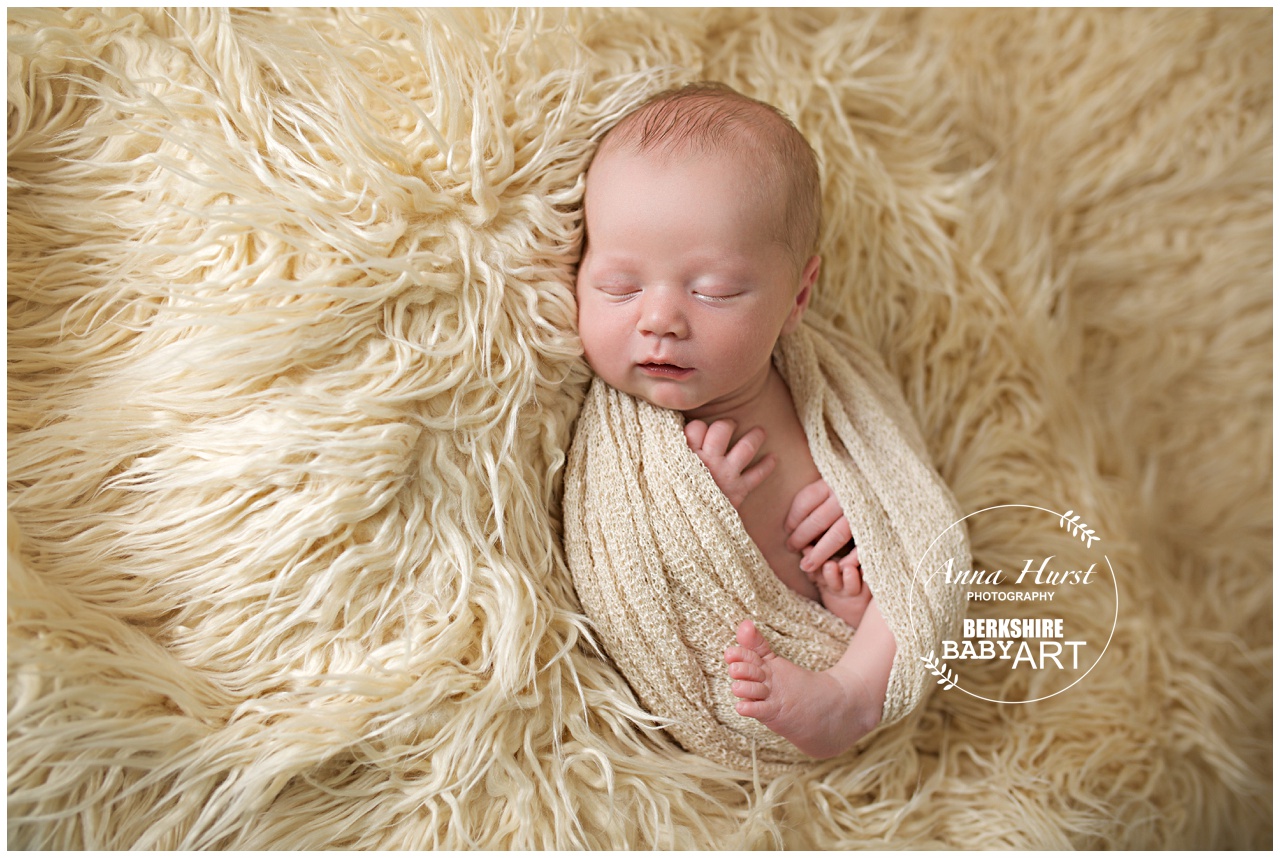 Newborn Baby Photographer Farnborough