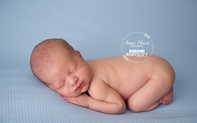 Arborfield Newborn Baby Photographer | Beau 6 Days Old